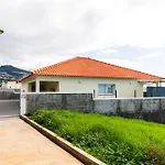 Rosas House, Private House With Jacuzzi And Bbq Estreito Da Calheta