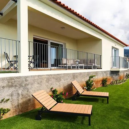Rosas House, Private House With Jacuzzi And Bbq 샬레 *