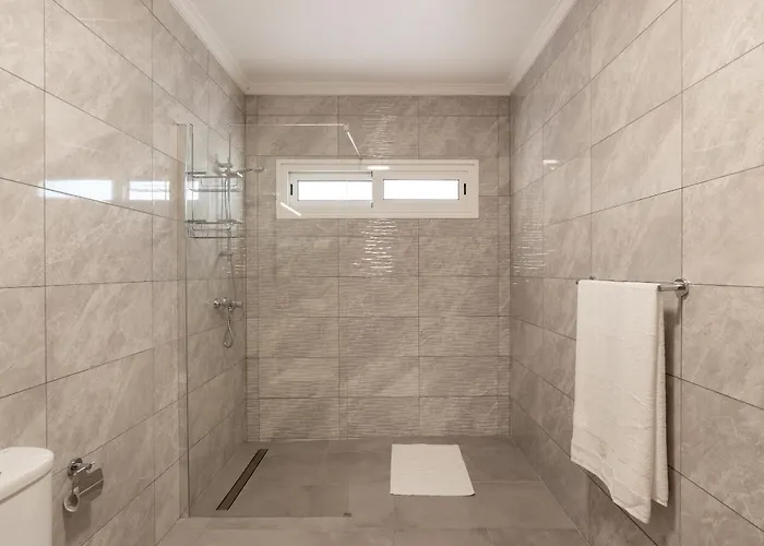 Alpstuga Rosas House, Private House With Jacuzzi And Bbq Estreito Da Calheta