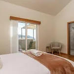 Chalet Rosas House, Private House With Jacuzzi And Bbq Estreito Da Calheta