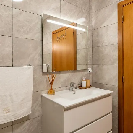 Rosas House, Private House With Jacuzzi And Bbq *