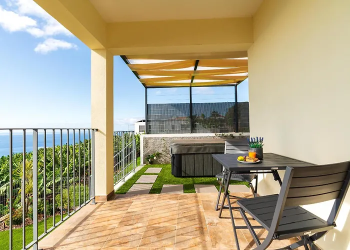 Chalet Rosas House, Private House With Jacuzzi And Bbq *