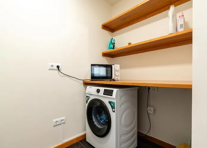 シャレー Rosas House, Private House With Jacuzzi And Bbq Estreito da Calheta