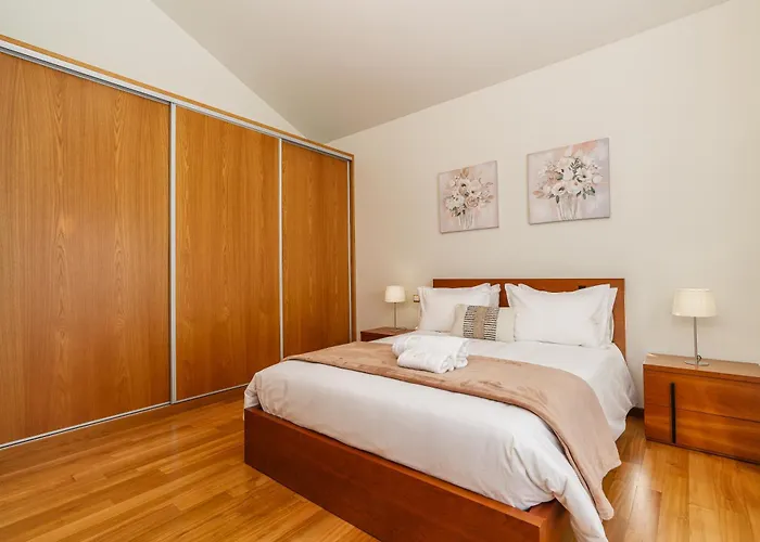 Rosas House, Private House With Jacuzzi And Bbq シャレー Estreito da Calheta